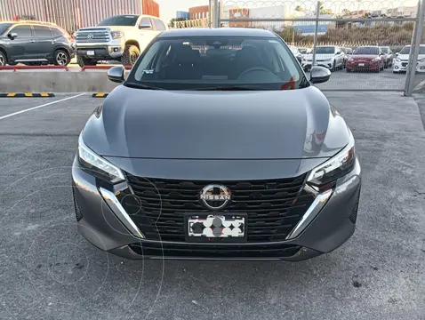 Nissan Sentra Sense Aut usado (2025) color Gris Oscuro precio $372,000