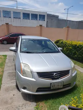 Nissan Sentra Custom usado (2012) color Plata precio $100,000