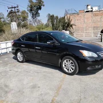 foto Nissan Sentra Advance Aut usado (2016) color Negro precio $219,000