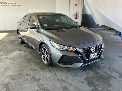 Nissan Sentra Sense Aut usado (2021) color Gris Oscuro precio $299,800