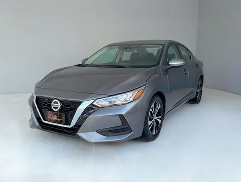 Nissan Sentra Sense Aut usado (2023) color Gris precio $299,000