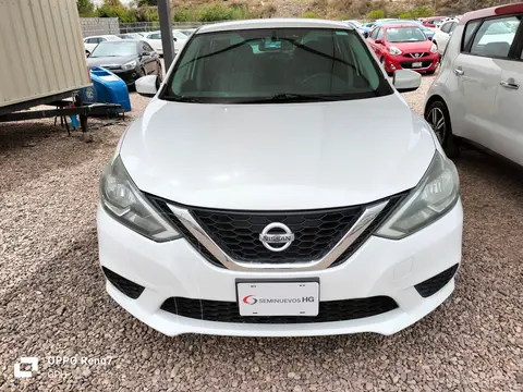 Nissan Sentra Sense Aut usado (2017) color Blanco precio $192,000