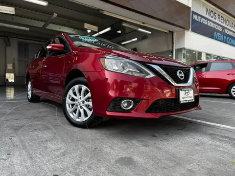 Nissan Sentra Advance usado (2018) color Rojo precio $215,000