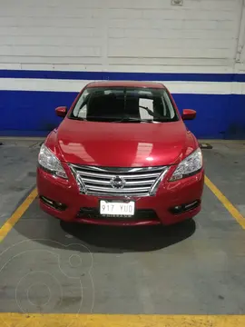 Nissan Sentra Sense Aut usado (2013) color Rojo Burdeos precio $135,000