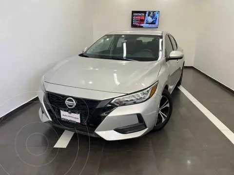 Nissan Sentra Sense usado (2020) color Plata precio $260,000