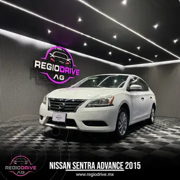 Nissan Sentra Advance Aut usado (2015) color Blanco precio $174,900