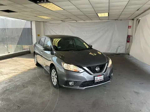 Nissan Sentra Advance usado (2019) color Gris Oscuro precio $235,800