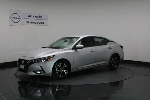 Nissan Sentra Advance usado (2023) color plateado precio $310,000