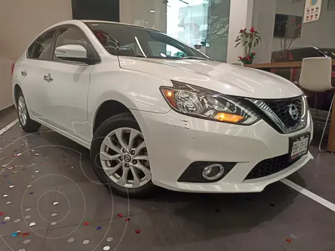 Nissan Sentra Advance Aut usado (2017) color Blanco precio $215,111