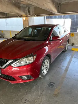 Nissan Sentra Advance Aut usado (2019) color Rojo Burdeos precio $280,000