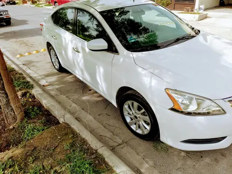 Nissan Sentra Sense Aut usado (2015) color Blanco Perla precio $174,000