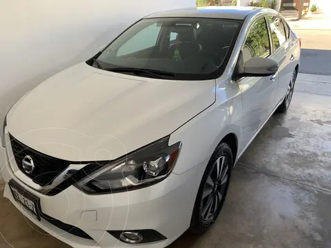 Nissan Sentra Exclusive Aut NAVI usado (2018) color Blanco Perla precio $285,000