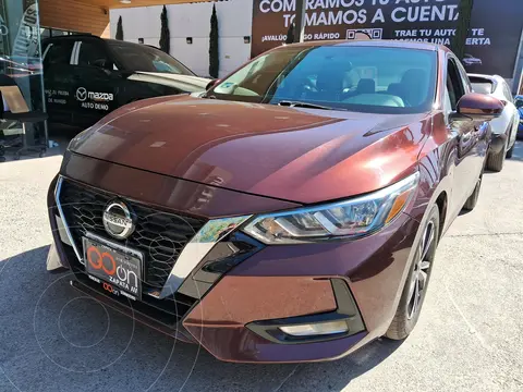 Nissan Sentra Advance usado (2022) color violeta oscuro financiado en mensualidades(enganche $84,475 mensualidades desde $6,460)