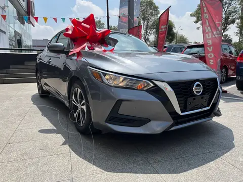 Nissan Sentra Sense Aut usado (2023) color Gris precio $289,100