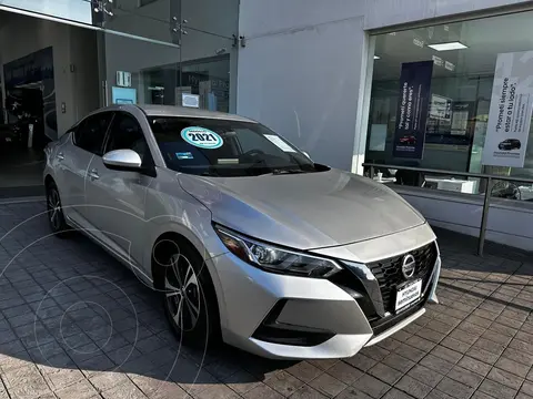 Nissan Sentra Sense Aut usado (2021) color plateado precio $252,900