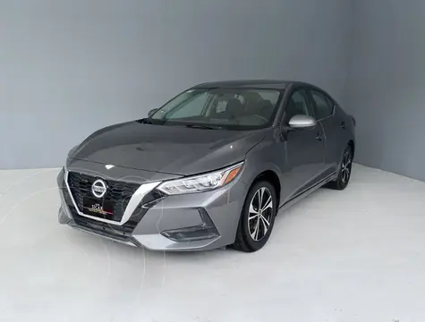 Nissan Sentra Sense Aut usado (2023) color Gris precio $305,000