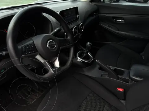 Nissan Sentra Sense usado (2023) color Blanco financiado en mensualidades(enganche $131,670 mensualidades desde $5,746)