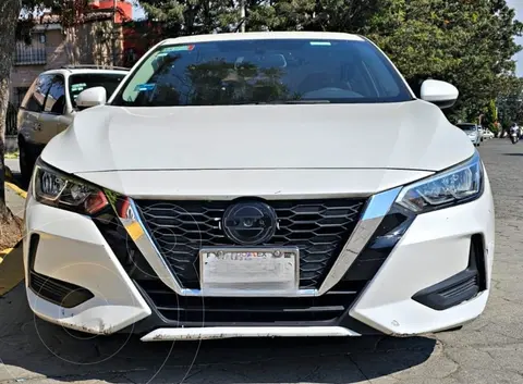 foto Nissan Sentra Sense usado (2022) color Blanco Perla precio $250,000