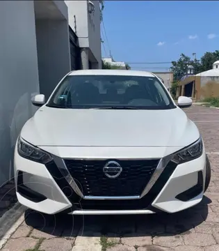 Nissan Sentra Sense Aut usado (2023) color Blanco precio $315,000