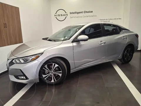 Nissan Sentra Advance Aut usado (2023) color Plata precio $390,000