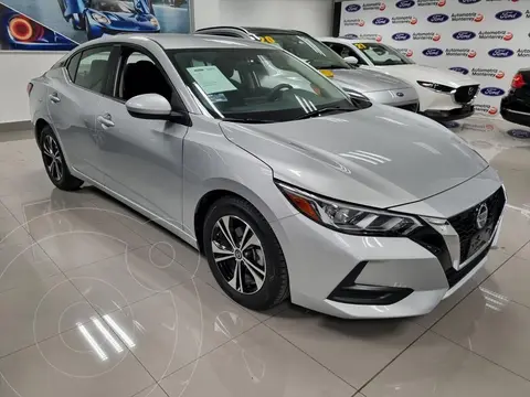 Nissan Sentra Advance usado (2023) color Plata precio $369,000