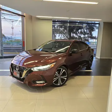 Nissan Sentra SR Platinum Aut usado (2023) color violeta oscuro financiado en mensualidades(enganche $118,538 mensualidades desde $9,064)