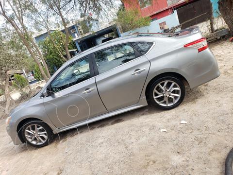 Nissan Sentra SR usado (2014) color Gris Oxford precio $130,000