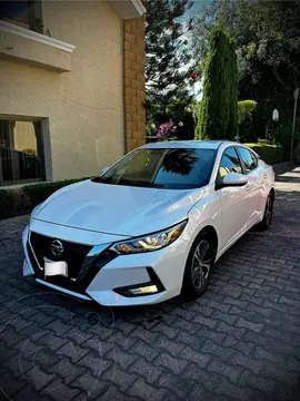Nissan Sentra Advance usado (2021) color Blanco Perla precio $356,000