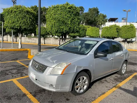 foto Nissan Sentra Premium usado (2007) color Gris Plata  precio $60,000