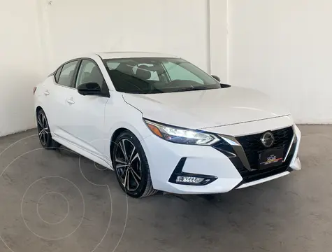 Nissan Sentra SR Aut usado (2021) color Blanco precio $319,000