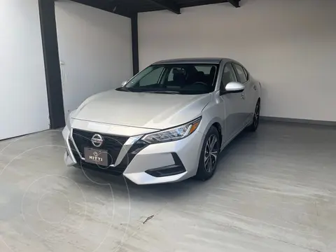 Nissan Sentra Sense Aut usado (2023) color plateado precio $339,000