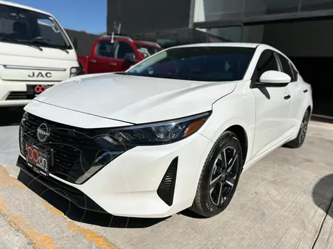 Nissan Sentra Sense Aut usado (2024) color Blanco financiado en mensualidades(enganche $95,375 mensualidades desde $7,293)