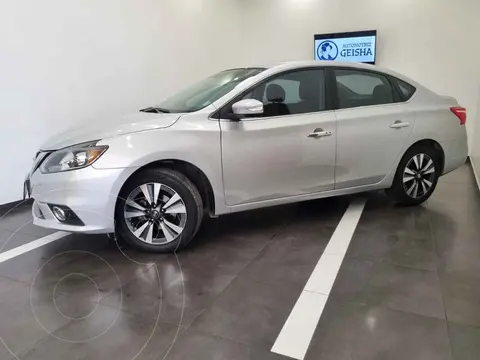 Nissan Sentra Exclusive Aut usado (2018) color Gris precio $240,000