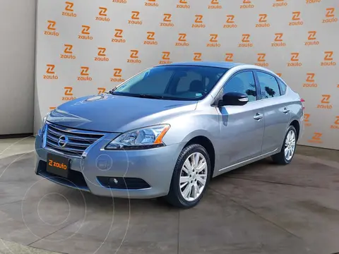 Nissan Sentra Exclusive Aut NAVI usado (2013) color Gris precio $130,900