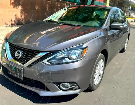 Nissan Sentra Advance Aut usado (2019) color Gris Oxford precio $219,000