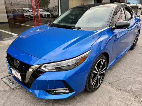 Nissan Sentra SR Aut usado (2023) color Azul Zafiro financiado en mensualidades(enganche $91,800)