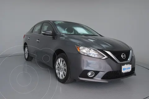 foto Nissan Sentra Advance usado (2019) color Gris Oscuro precio $296,000