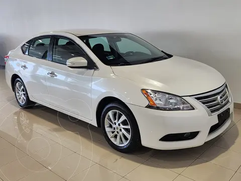 Nissan Sentra Advance Aut usado (2015) color Blanco precio $135,000