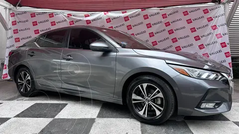 Nissan Sentra Advance usado (2023) color Gris precio $320,000