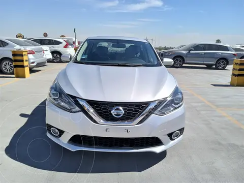 Nissan Sentra Exclusive NAVI Aut usado (2017) color Plata financiado en mensualidades(enganche $65,000 mensualidades desde $6,553)