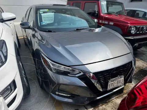 Nissan Sentra Exclusive Aut usado (2020) color Gris precio $299,990