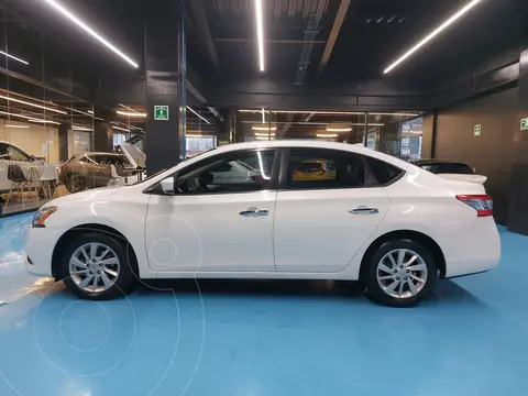 Nissan Sentra Sense Aut usado (2016) color Blanco precio $169,999