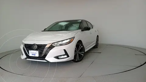 foto Nissan Sentra Sense Aut usado (2020) color Blanco precio $319,000
