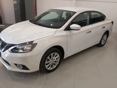 Nissan Sentra Advance usado (2019) color Blanco precio $275,000