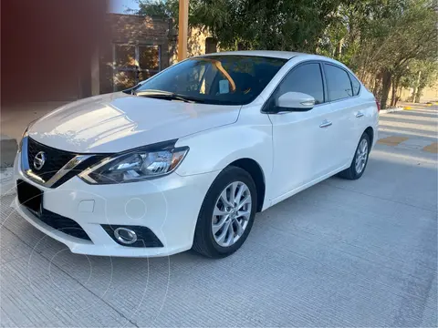 Nissan Sentra Advance usado (2018) color Blanco Perla precio $210,000