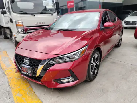 Nissan Sentra Advance usado (2022) color Rojo precio $370,000