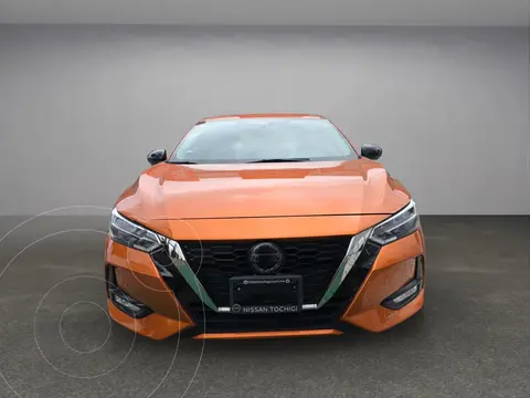 Nissan Sentra SR Aut usado (2023) color Naranja precio $355,900