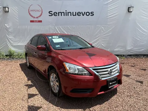 foto Nissan Sentra Sense Aut usado (2016) color Rojo Burdeos precio $219,000