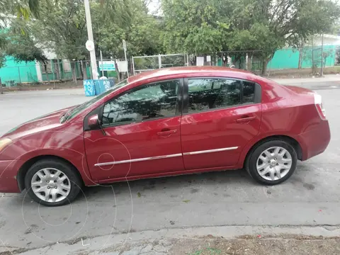 Nissan Sentra Advance Aut usado (2011) color Rojo precio $80,000