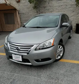 Nissan Sentra Advance Aut usado (2015) color Gris precio $198,000